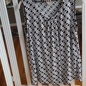 Anne Klein sleeveless black and white print